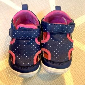 🎊Baby Items SALE! 🎊 Stride Rite Surprise Polka Dot First Walker Size 4